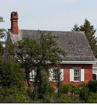 The Great Lakes Lighthouse Keepers Association - Dedicated to preserving our lighthouses and the history of those who kept them by developing a new generation of preservationists